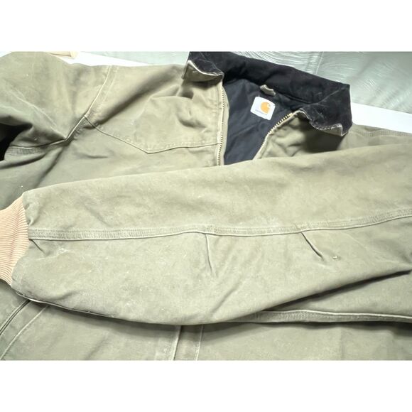 Vintage Carhartt Santa Fe jacket in faded olive green. Unsized. See description. - Picture 13 of 15